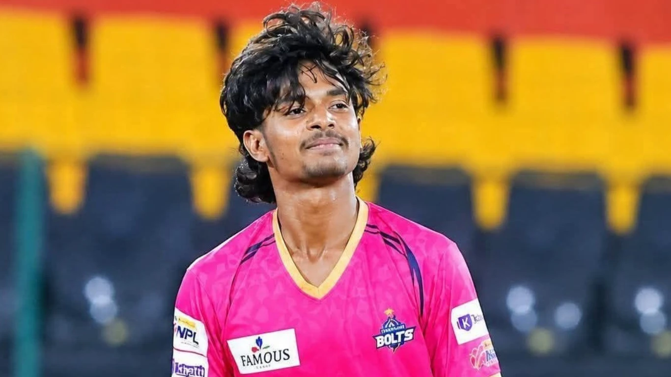 कक्षा ९ मा पढ्ने राहुलको बलिङले एनपिएलमा हलचल, मोइनले देखे ‘नेपालको मलिंगा’