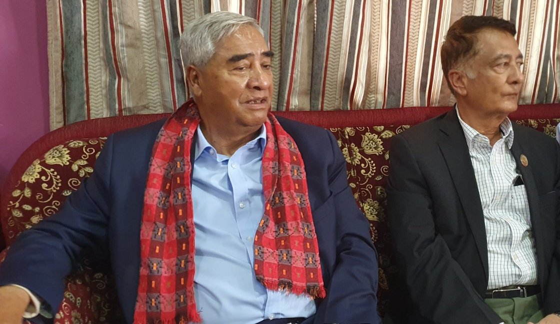 देउवा भन्छन्, ‘संविधानले पूर्वराष्ट्रपतिलाई राजनीतिमा रोक्दैन’