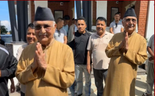 पुर्नस्थापनाको प्रयासमा ओली, डेरामा फोटो खिच्नेको लाइन