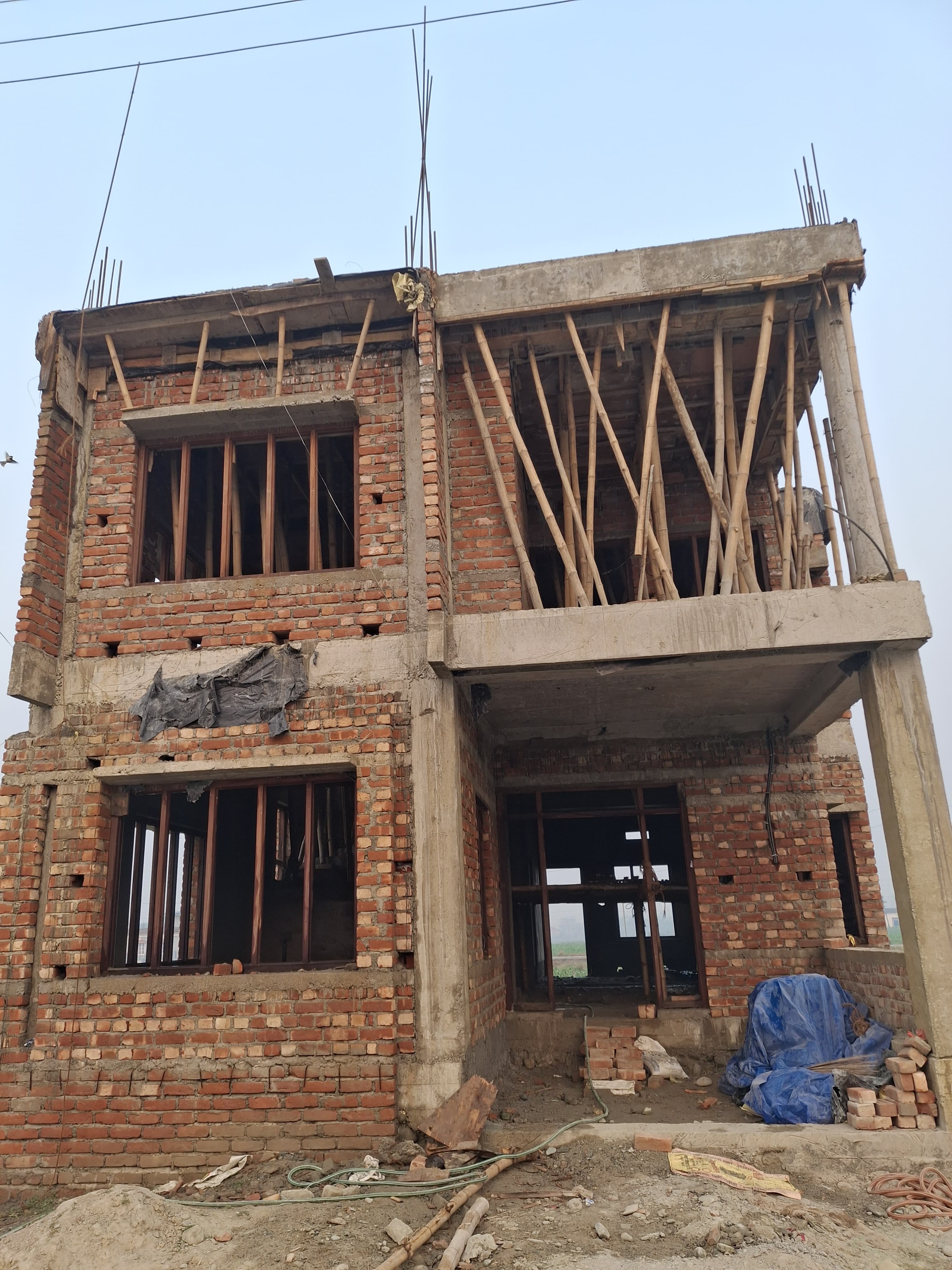 इटहरीमा घर निर्माण अनुमति लिनेको सङ्ख्या बढ्दो, सम्पन्नको प्रमाणपत्र लिनेको सङ्ख्या भने घट्दो