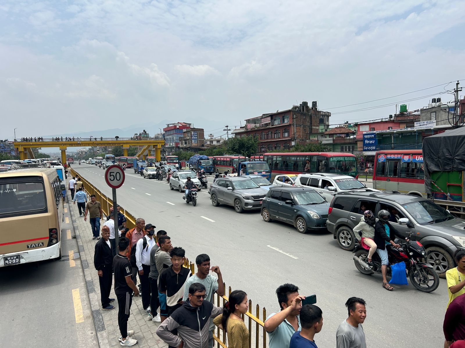 आजदेखि देशभर अनिश्चितकालीन यातायात बन्द