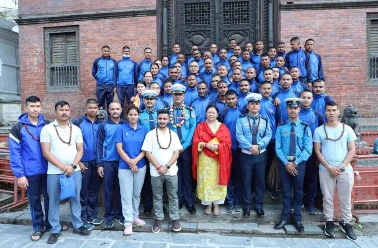 दिव्य पशुपतिनाथ सफाइमा प्रहरी वरिष्ठ अधिकारीसहित सयौँ सहभागी