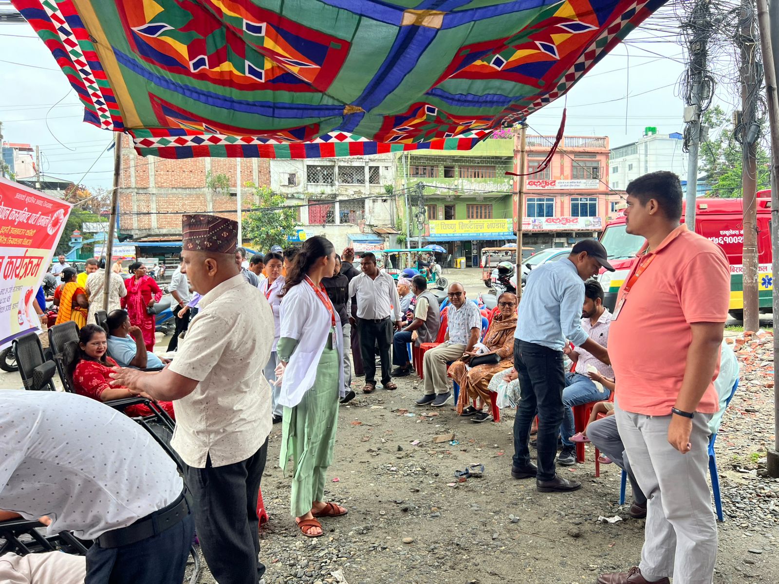 इटहरीमा एमालेको रक्तदान कार्यक्रम सम्पन्न, ७० पिन्ट रगत संकलन