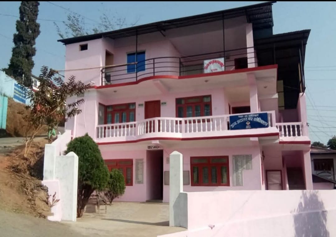 जिल्ला राहत कोषमा उच्च अदालत बार इलामको ५० हजार रुपैयाँ सहयोग