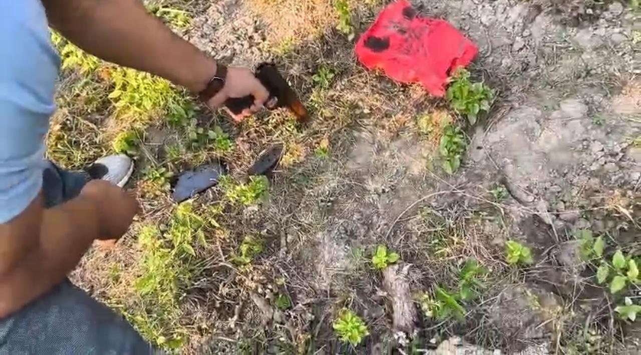 झापामा चाइनिज पेस्तोलसहित तीनजना पक्राउ, काठमाडौँ घटनासँग जोडिएको आशङ्का