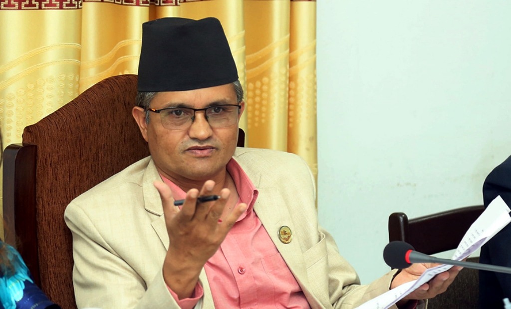 सुर्य थापाको टिप्पणी : एमाले अपसंस्कारी जिउँदो छोराको पार्टी किमार्थ होइन