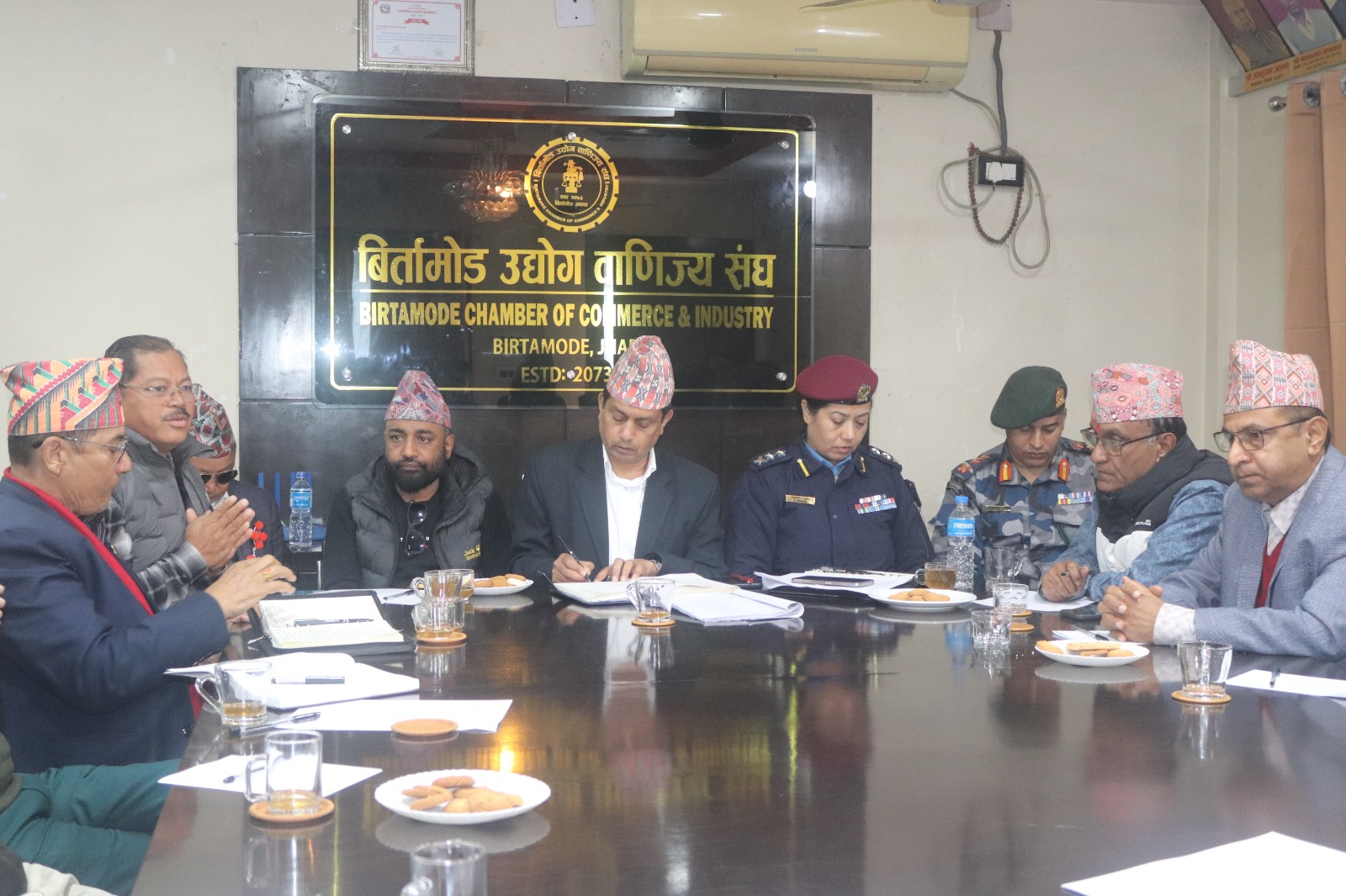 डिजिटल दुष्प्रचारदेखि अवैध हतियारसम्मः झापामा चुनावी चुनौतीबीच दल–प्रशासनको साझा अठोट