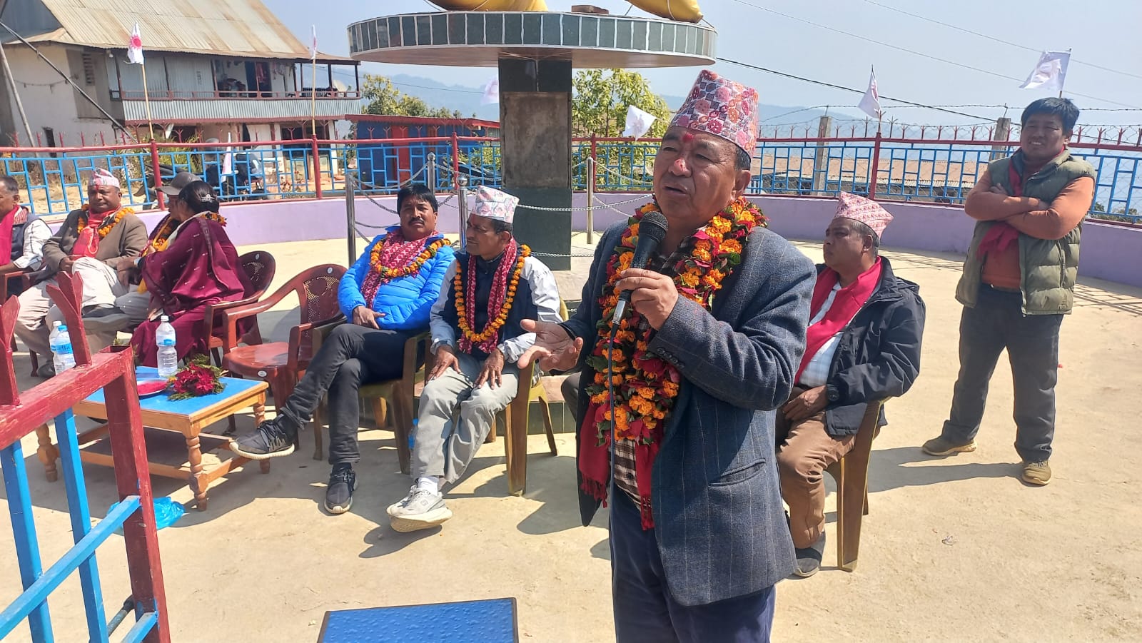 धनकुटामा एमालेको नगरकेन्द्रीत घरदैलो अभियान तीव्र