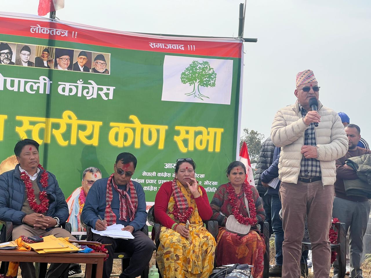 प्रदेशबाट गरेका काम सुनाउँदै गोरखा–२ मा प्रकाशचन्द्र दवाडीलाई भोट माग्दै मुख्यमन्त्री सुरेन्द्र पाण्डे