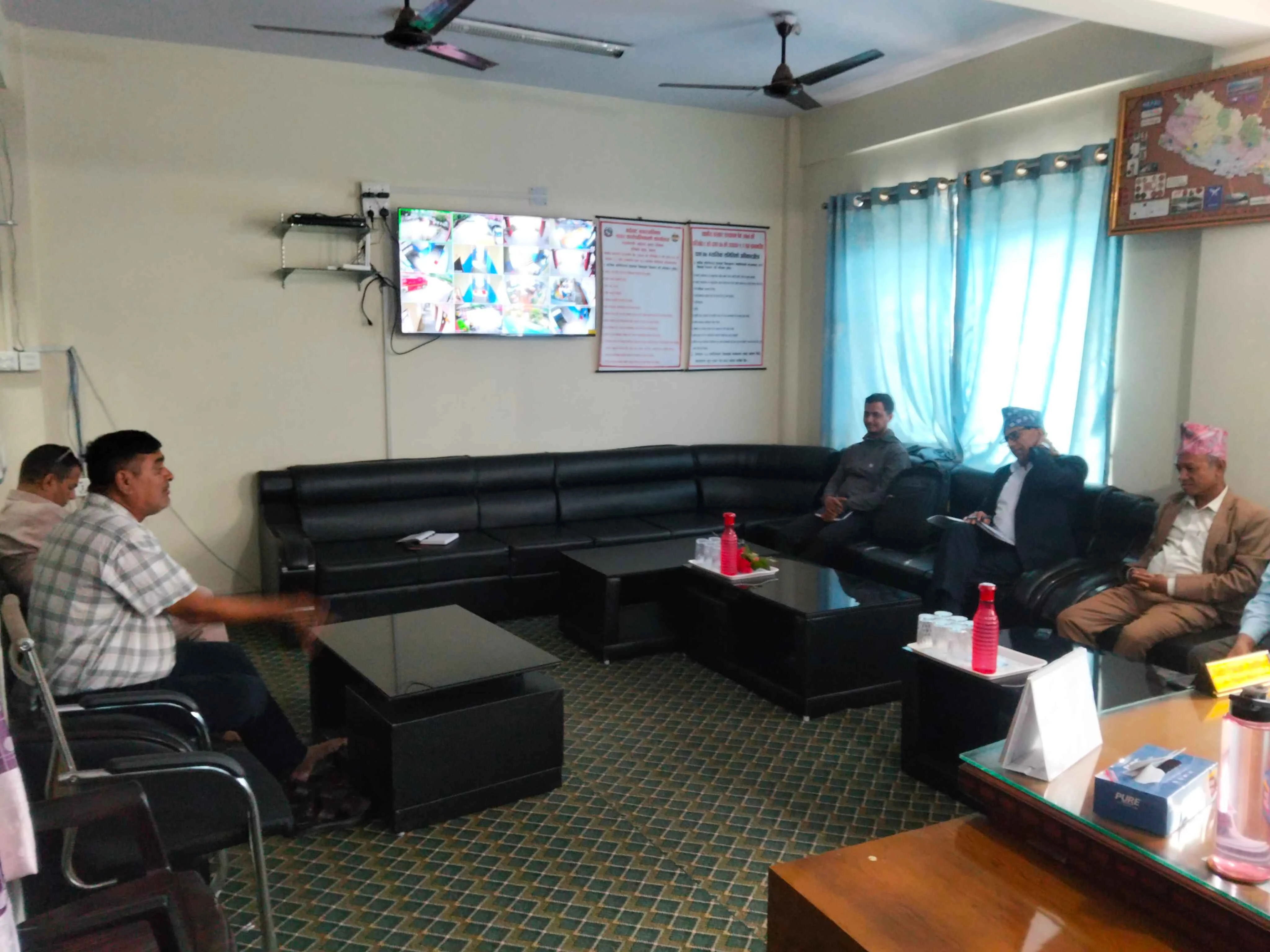 बर्दघाटमा भूमिहीन र सुकुम्बासीलाई लालपुर्जा वितरणको काम तत्काल सुचारु गर्ने प्रतिबद्धता