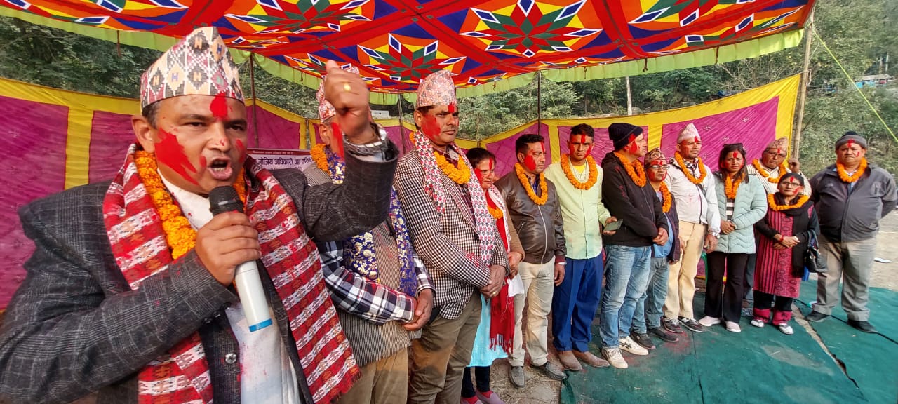 कश्यप अधिकारी बंश प्रतिष्ठान सुनसरीको अध्यक्षमा लिलाराज अधिकारी