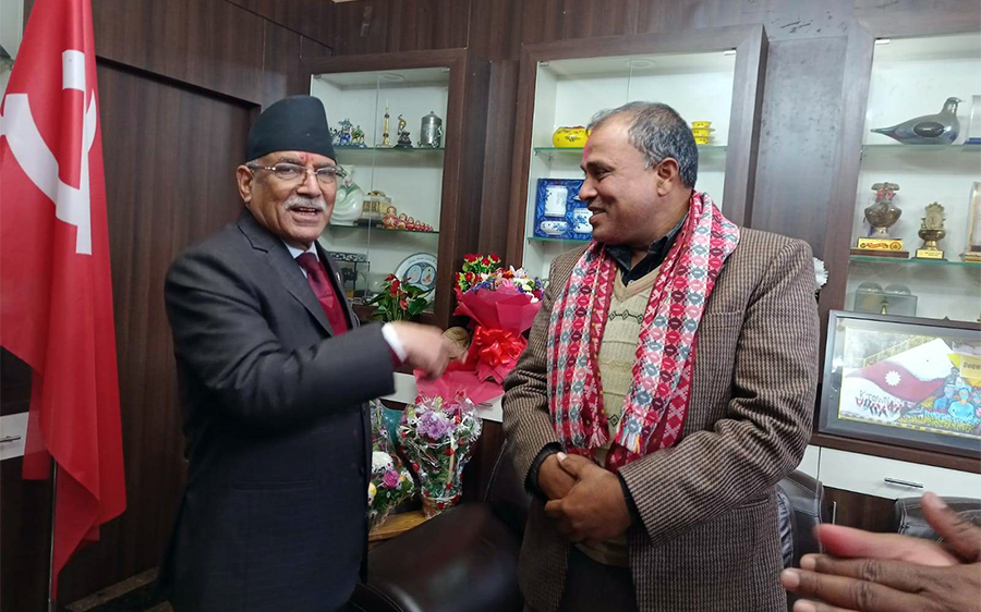 स्वतन्त्र निर्वाचित कुशवाहा माओवादी केन्द्रमा प्रवेश