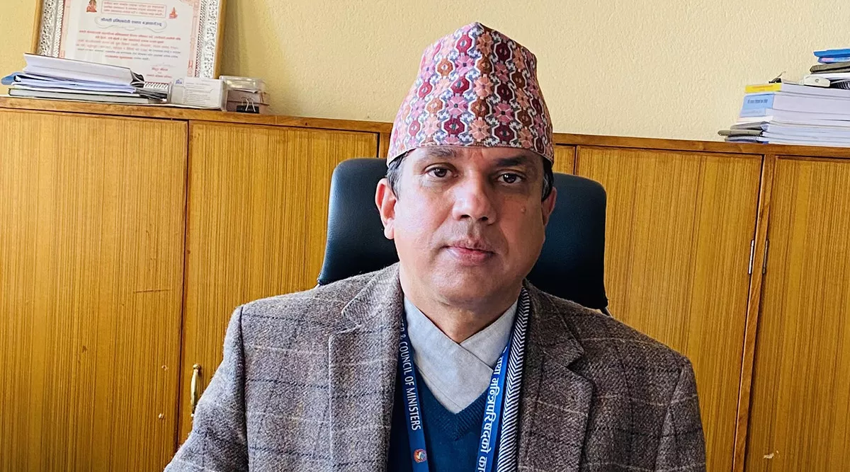 शहरी विकास मन्त्रालयको सचिवमा आचार्य