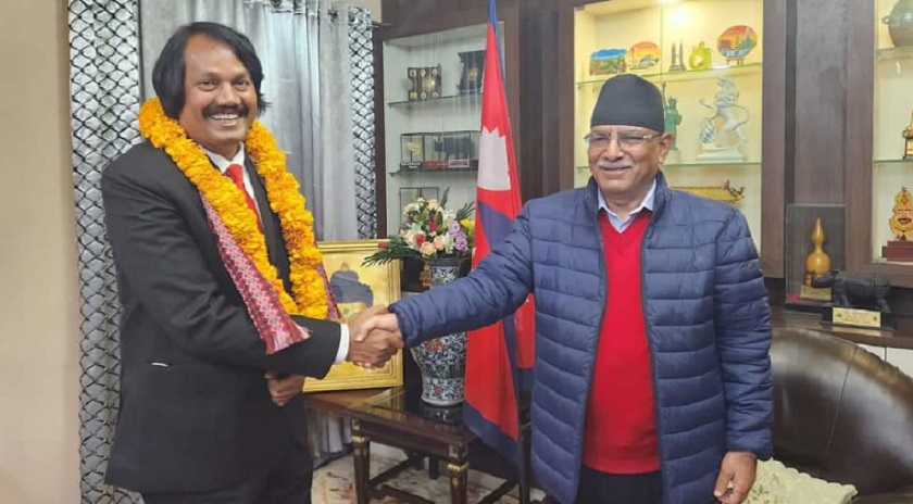 प्रधानमन्त्री देउवा पछि सिके राउतको प्रचण्डसँग भेटवार्ता