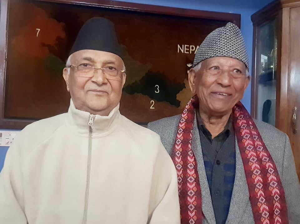एमाले अध्यक्ष ओली र कांग्रेस नेता केसी बिच भेटवार्ता