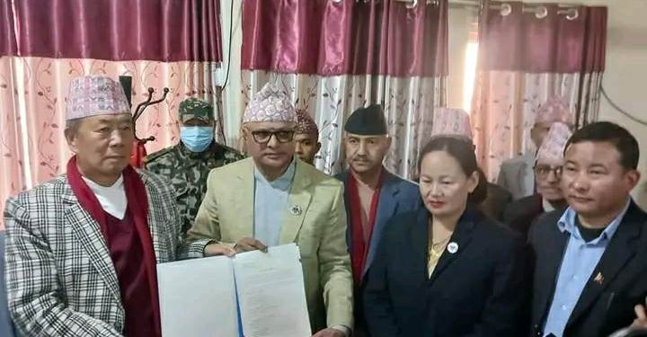 प्रदेश १ मा एमालेका हिक्मत कार्कीले मुख्यमन्त्रीमा गरे दाबी पेस