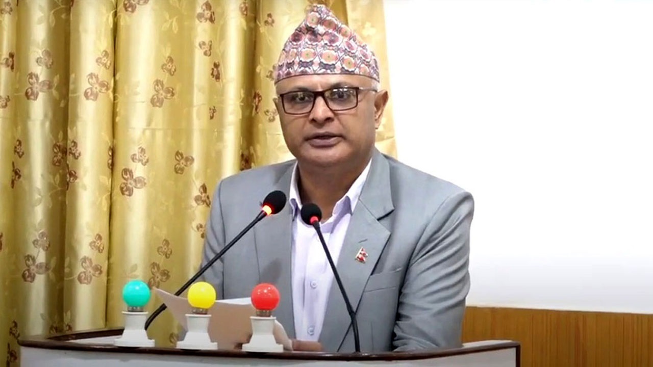 प्रदेश १:एमालेका हिक्मत कार्कीले मुख्यमन्त्रीमा दावी पेश गर्ने तयारी