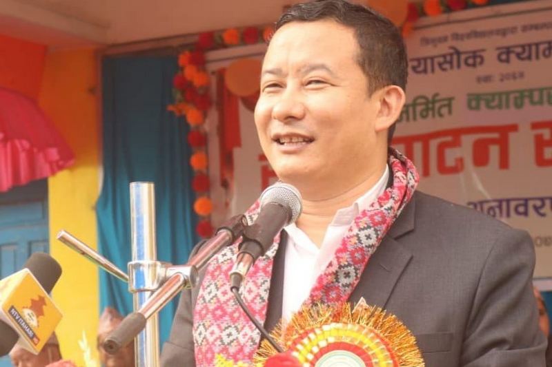 माओवादी नेता आङ्बो भन्छन  : केपी ओलीलाई राष्ट्रपति बनाऔँ