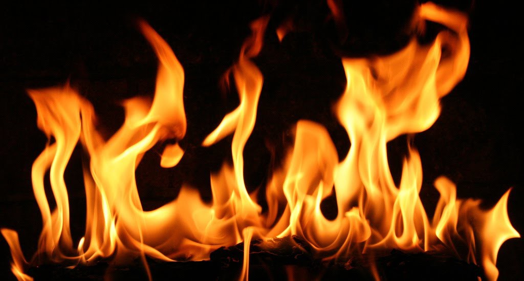 सप्तरी:बिवाहाका लागि जोहो गरेको ५ लाख आगलागीमा खरानी
