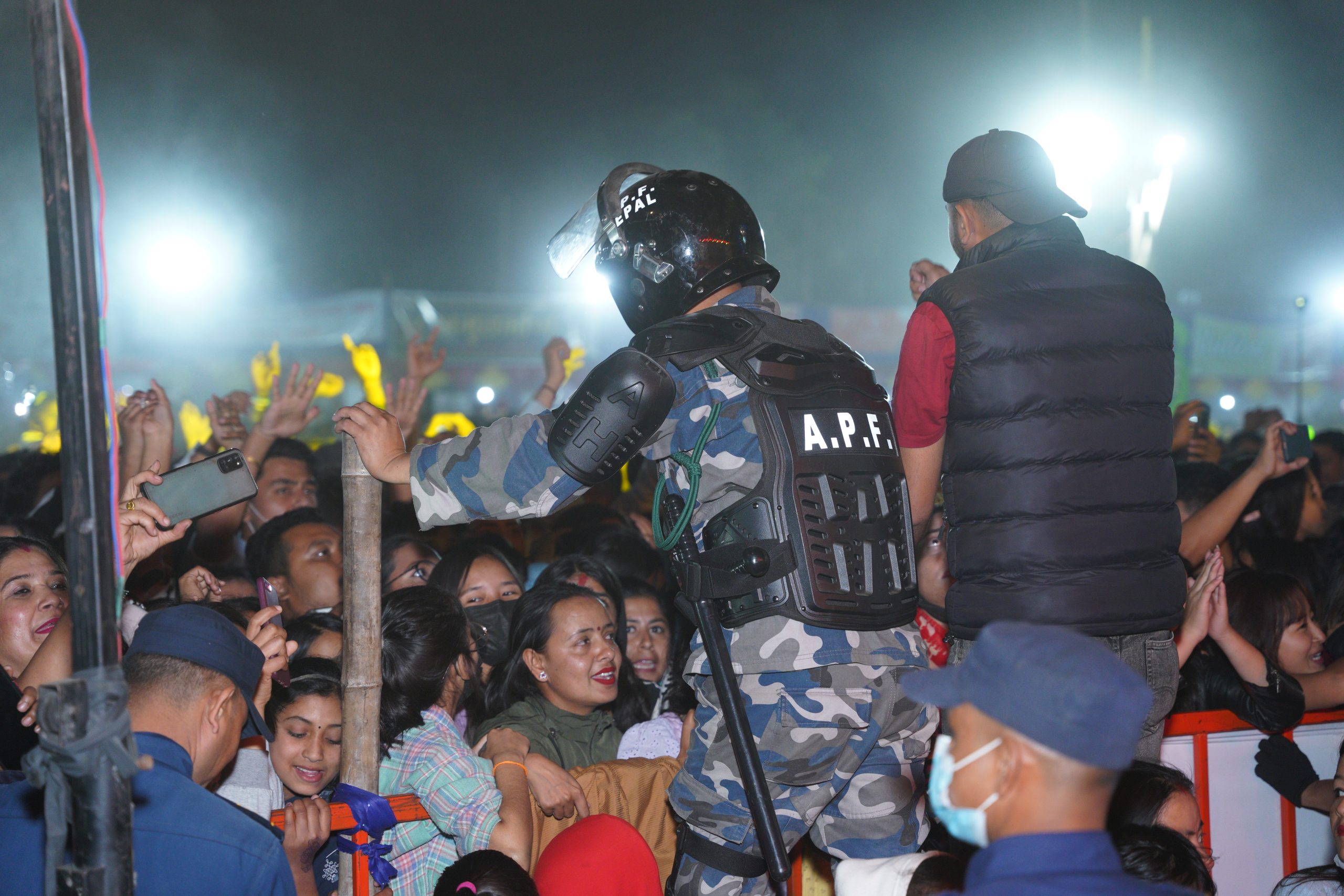 सीसी क्यामेराको निगरानी बिर्तामोड महोत्सव