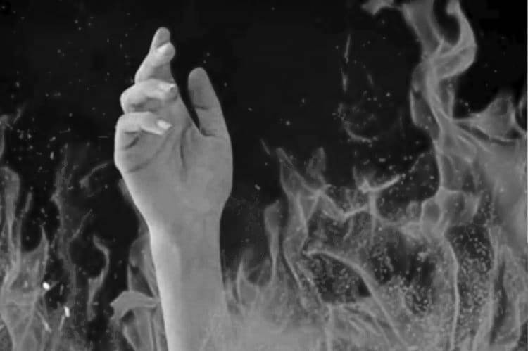 झापामा एक युवाद्धारा आत्मदाह प्रयास