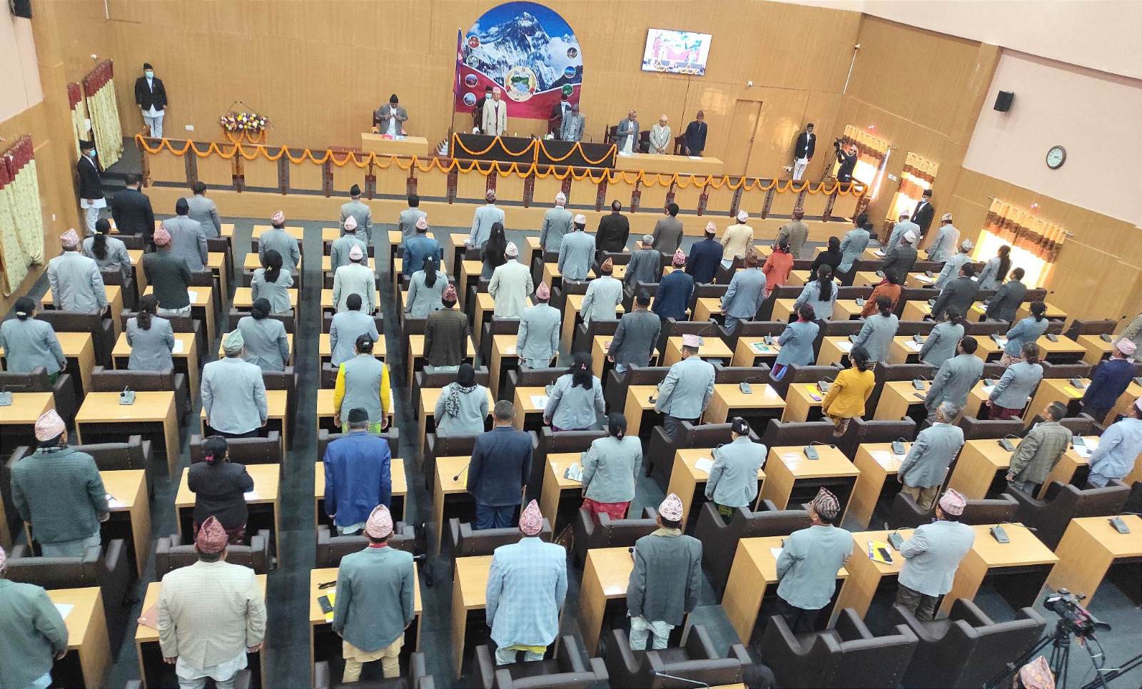 पटक -पटक फेरिन्छन मुख्यमन्त्री तर् किन कहिल्यै जुर्दैन प्रदेश १ को नाम ?