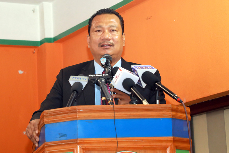 पूर्वराजालाई आफ्नो ठाउँमा बस्‍न मन्त्री मोदीको चेतावनी