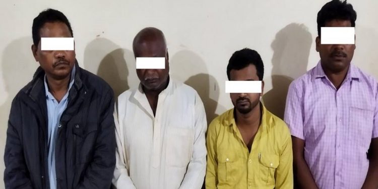 महिलाको हत्यामा संलग्न श्रीमान सहित चारजना प्रहरीद्धारा सार्वजनिक