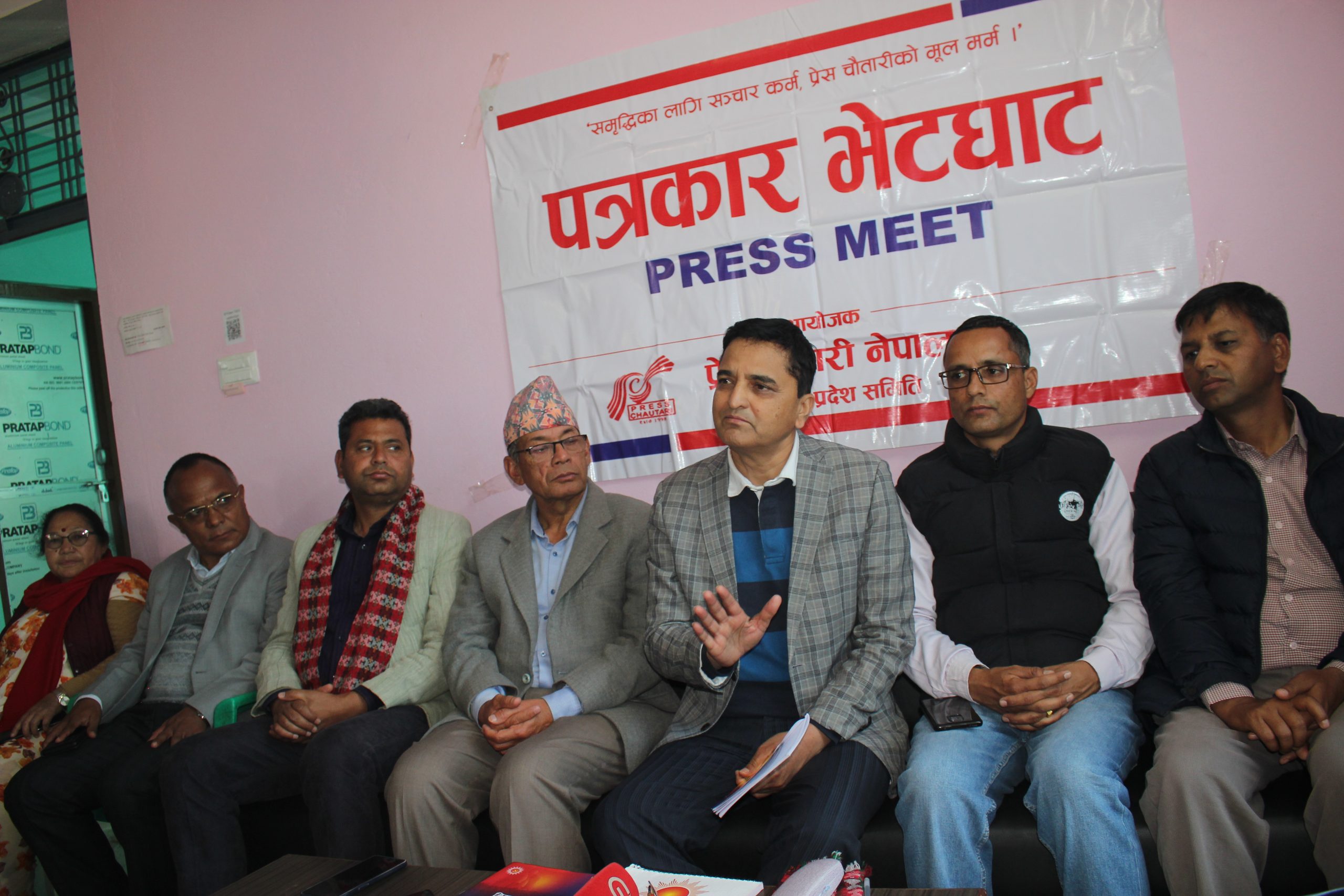 एमाले राष्ट्रपति माग्दै हिडेको छैन्–एमाले सचिव भट्टराई
