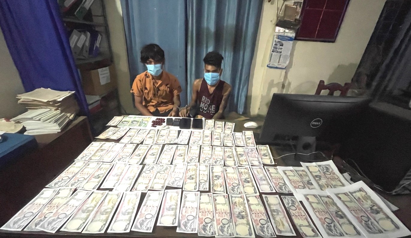 लागूऔषध र नक्कली नोट सहित झापाबाट दुई जना पक्राउ