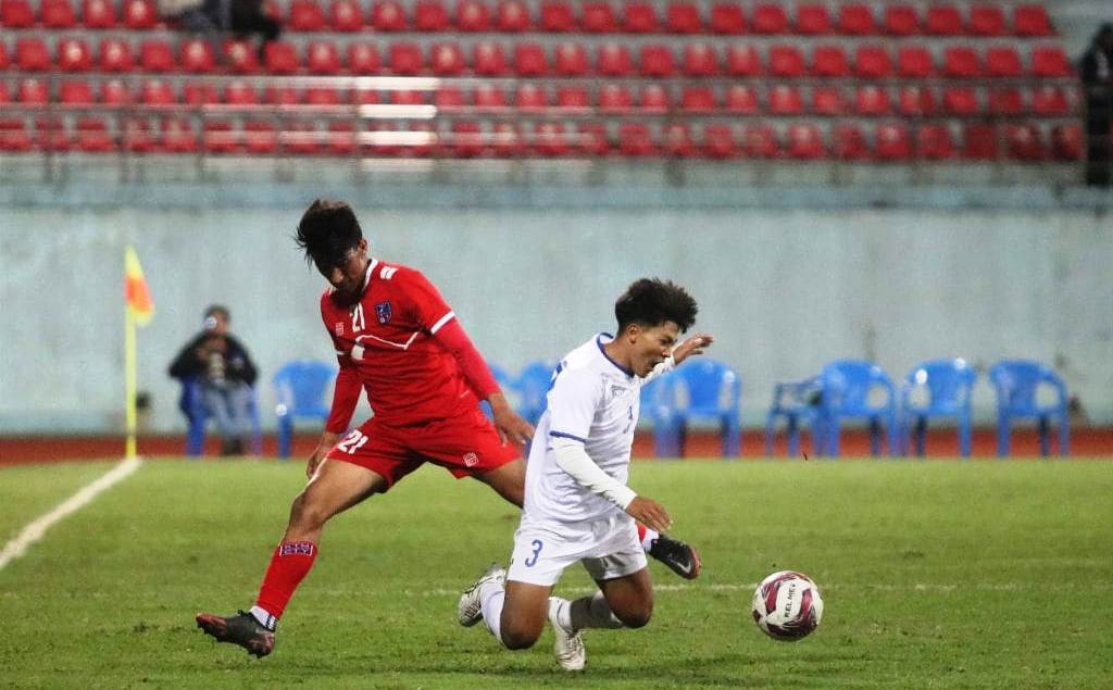 नेपालद्वारा लाओस पराजित