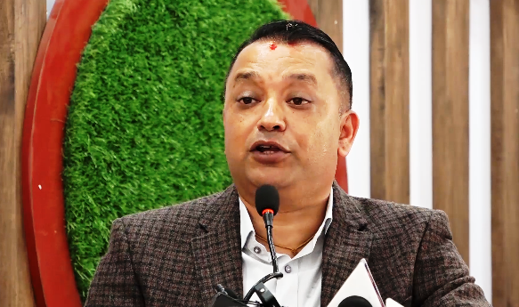 नागरिकमा निराशा छ : गगन