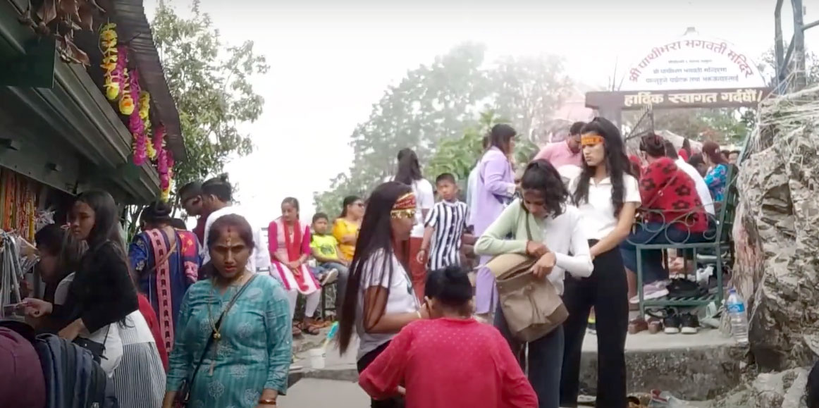 भेडेटारको पाथीभरा मन्दिरमा भक्तजनको भीड