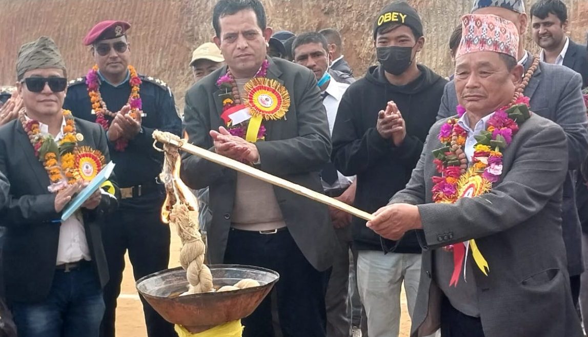 इलामको फाकफोकथुममा राष्ट्रपति रनिङ शिल्ड प्रतियोगिता सुरु