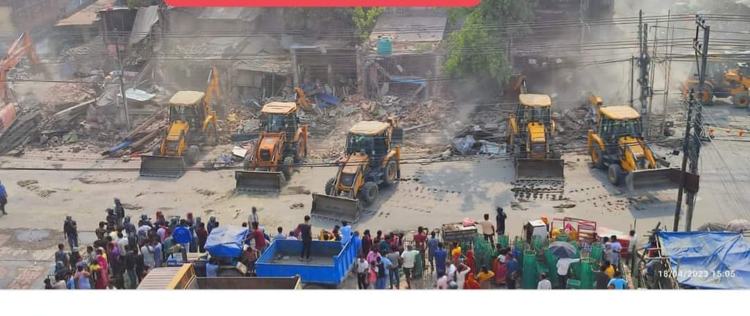 दुहबीका मेयरको एक्सन: एकै साथ चल्यो १० वटा डोजर 