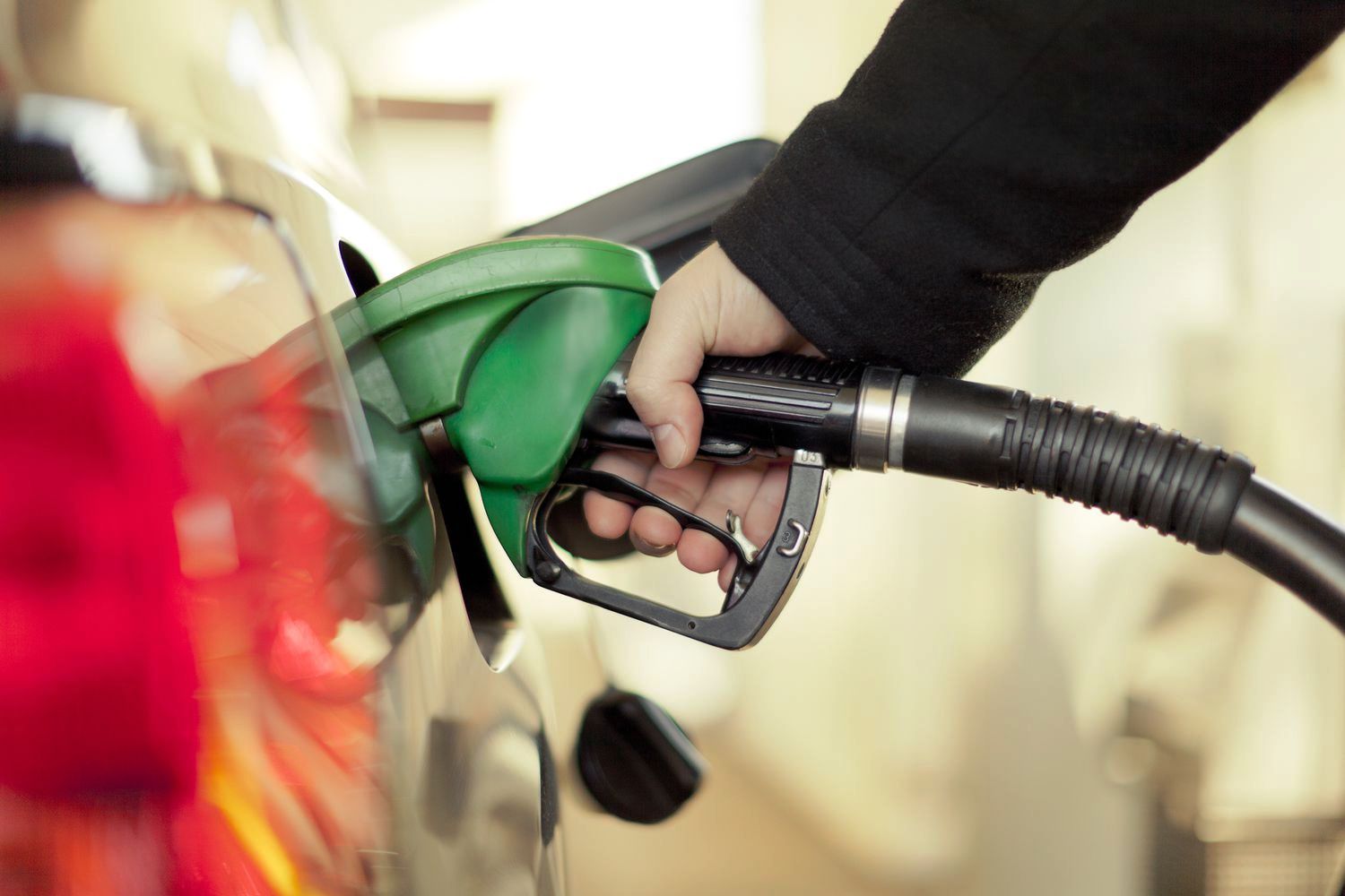 इन्धनमा घटेको मूल्य आजदेखि लागू