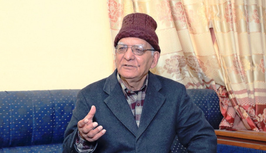 राष्ट्र सञ्चालकको लापर्बाहीले गणतन्त्र कमजोर :  केसी