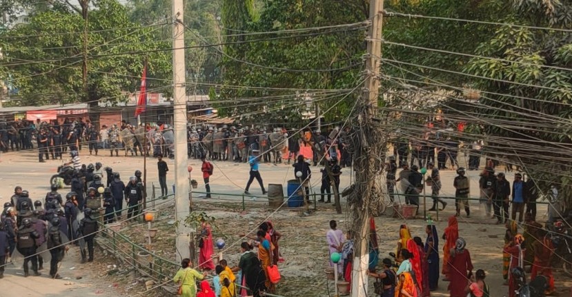 लघुवित्त पीडित र प्रहरीबीच इनरुवामा झडप