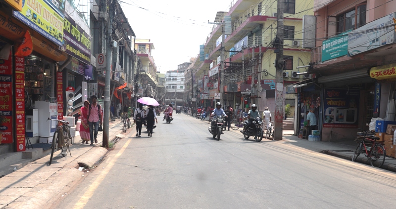 विराटनगरमा सडकमा पार्किङ निषेध अभियानलाई निरन्तरता