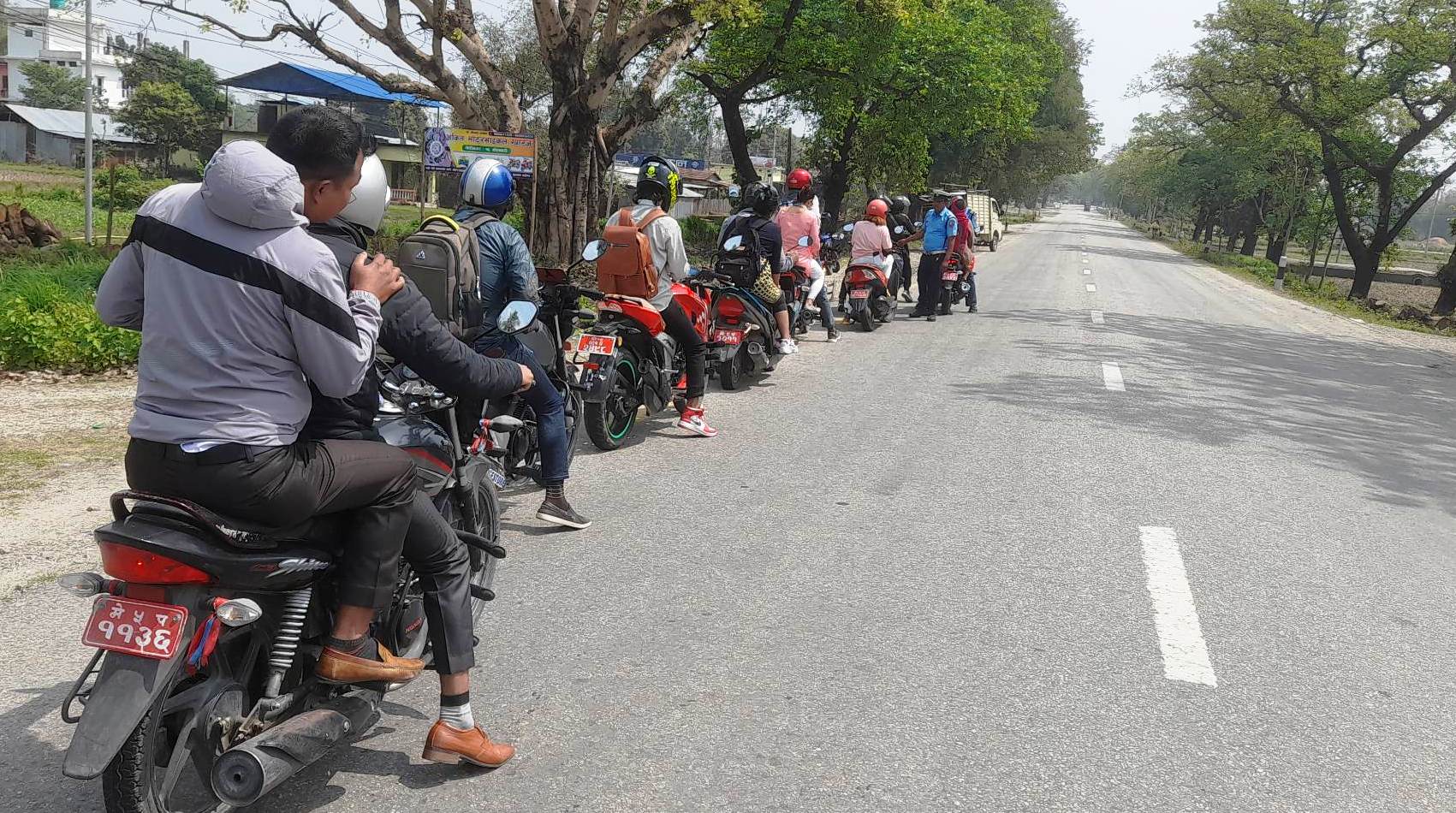 काम चलाउ परम्परामा ट्राफिक प्रहरी, राजश्व असुलीमा केन्द्रित हुँदा दुर्घटना बढ्यो