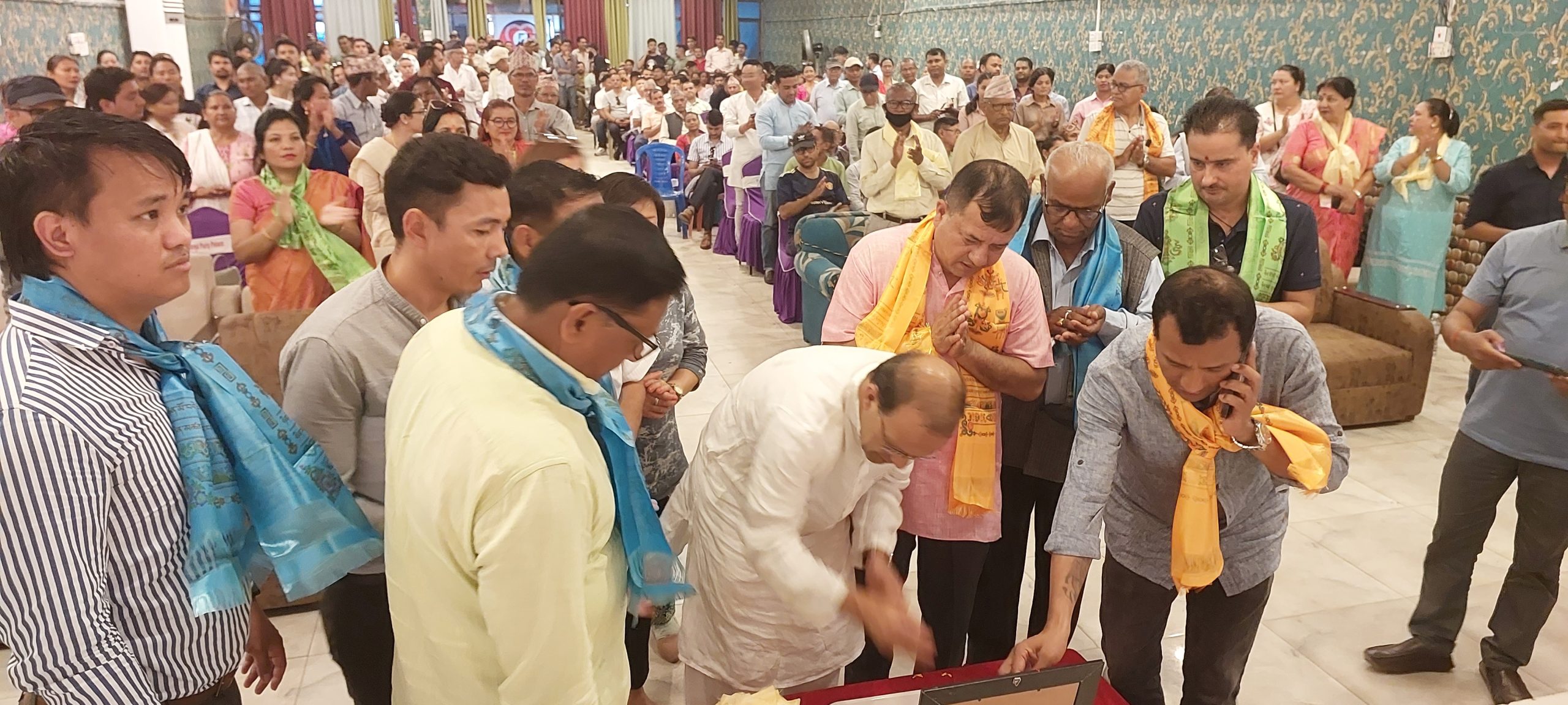 ‘भीडसँग जोडिएर होइन, जोगिएर काम गरौँ’: डा. रिजाल