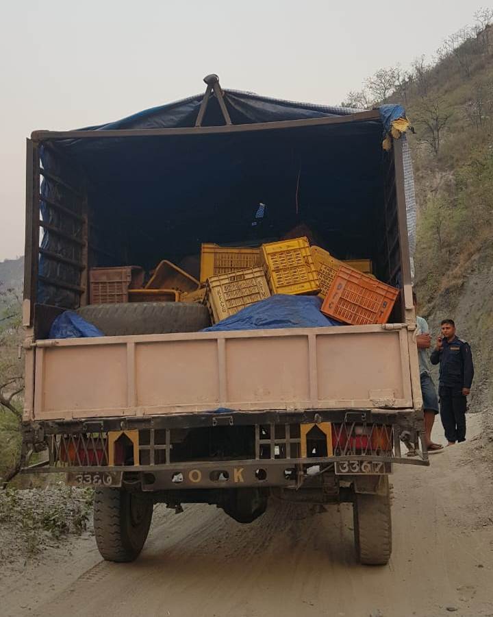 धनकुटाको मुलघाटमा गाँजा नियन्त्रणमा लिने क्रममा प्रहरी घाइते, ५ सय किलो बरामद