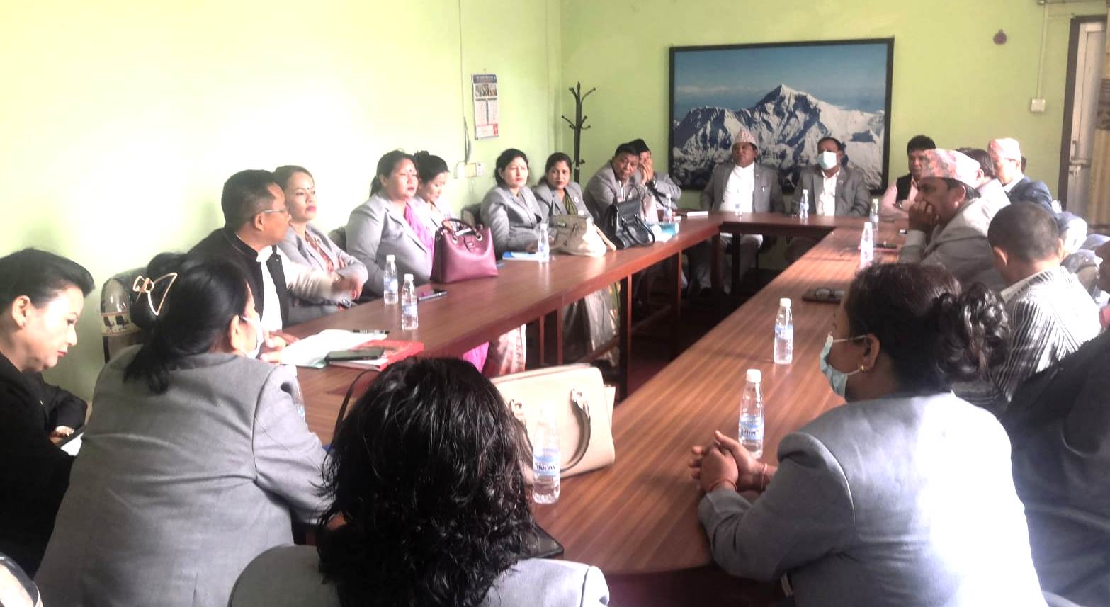 सांसदलाई ल्यापटप होइन, जनहितमा रकम खर्च गरः कांग्रेस