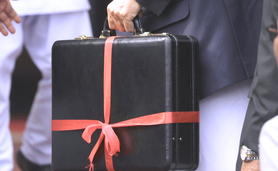 चालु आवको खर्च १५ खर्ब ४ अर्ब ९९ करोड रुपैयाँ, ८३ प्रतिशत खर्च हुने अनुमान