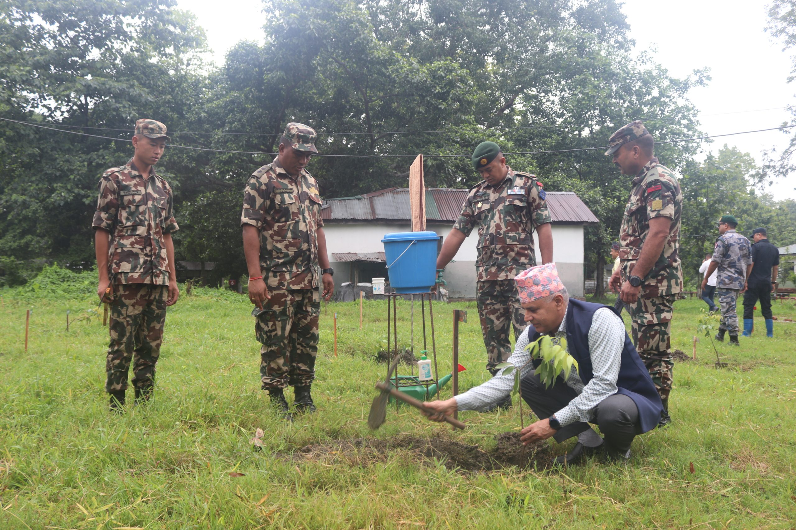 अरिदमन गणका सेनाद्वारा बृक्षरोपण