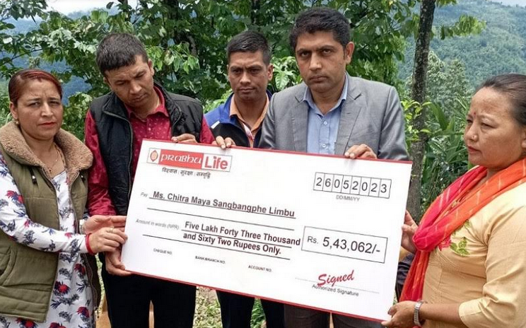 पहिरोमा बेपत्ता भएकाको परिवारलाई ५ लाख बिमा रकम