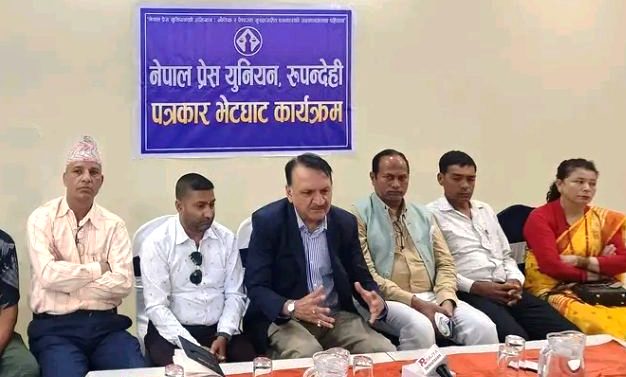 मौद्रिक नीतिले अर्थतन्त्रलाई चलायमान बनाउँछ : अर्थमन्त्री डा.महत