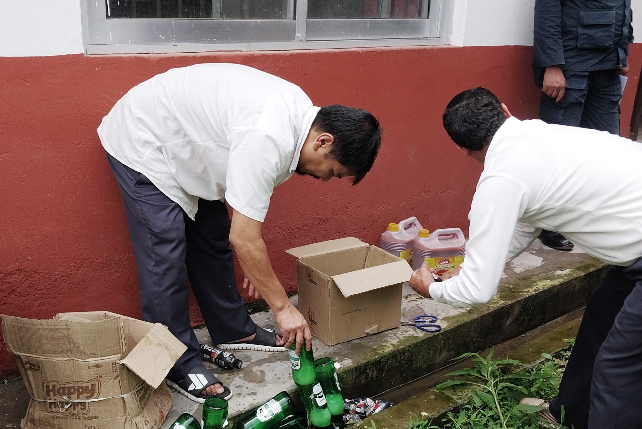 म्याद गुज्रिएका सामान बरामद गरी नष्ट