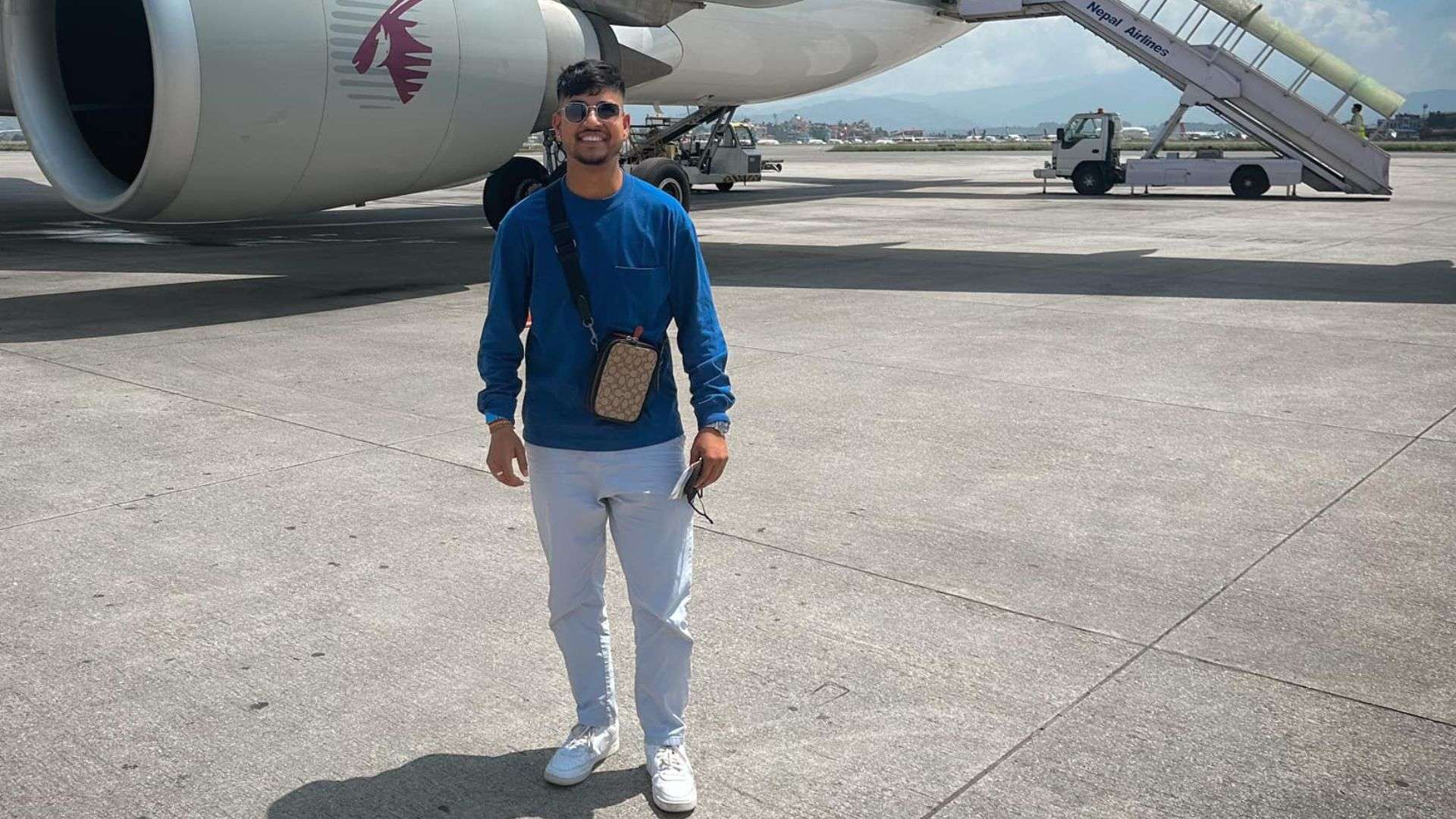 एसियाडका लागि सन्दीप लामिछाने चीन प्रस्थान गर्दै