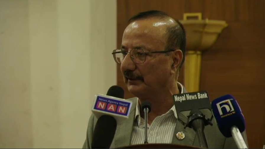 उद्योगहरुले ग्यास बजारमा लैजाँदा उपभोक्ताको सुरक्षालाई प्राथमिकतामा राख्नुपर्छः मन्त्री रिजाल